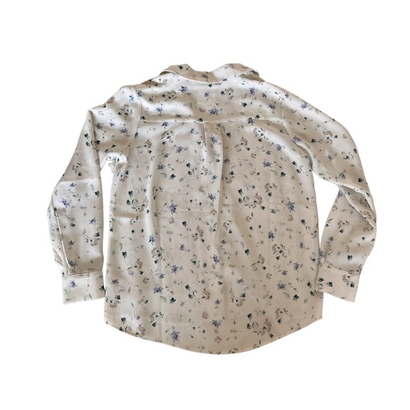 *SOLD* Aritzia Wilfred Tulum Button-Up in White - Picture 3 of 5